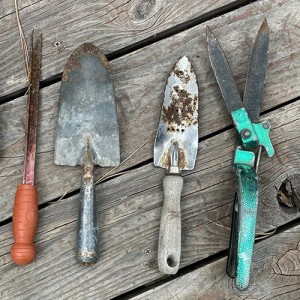 gardening tools