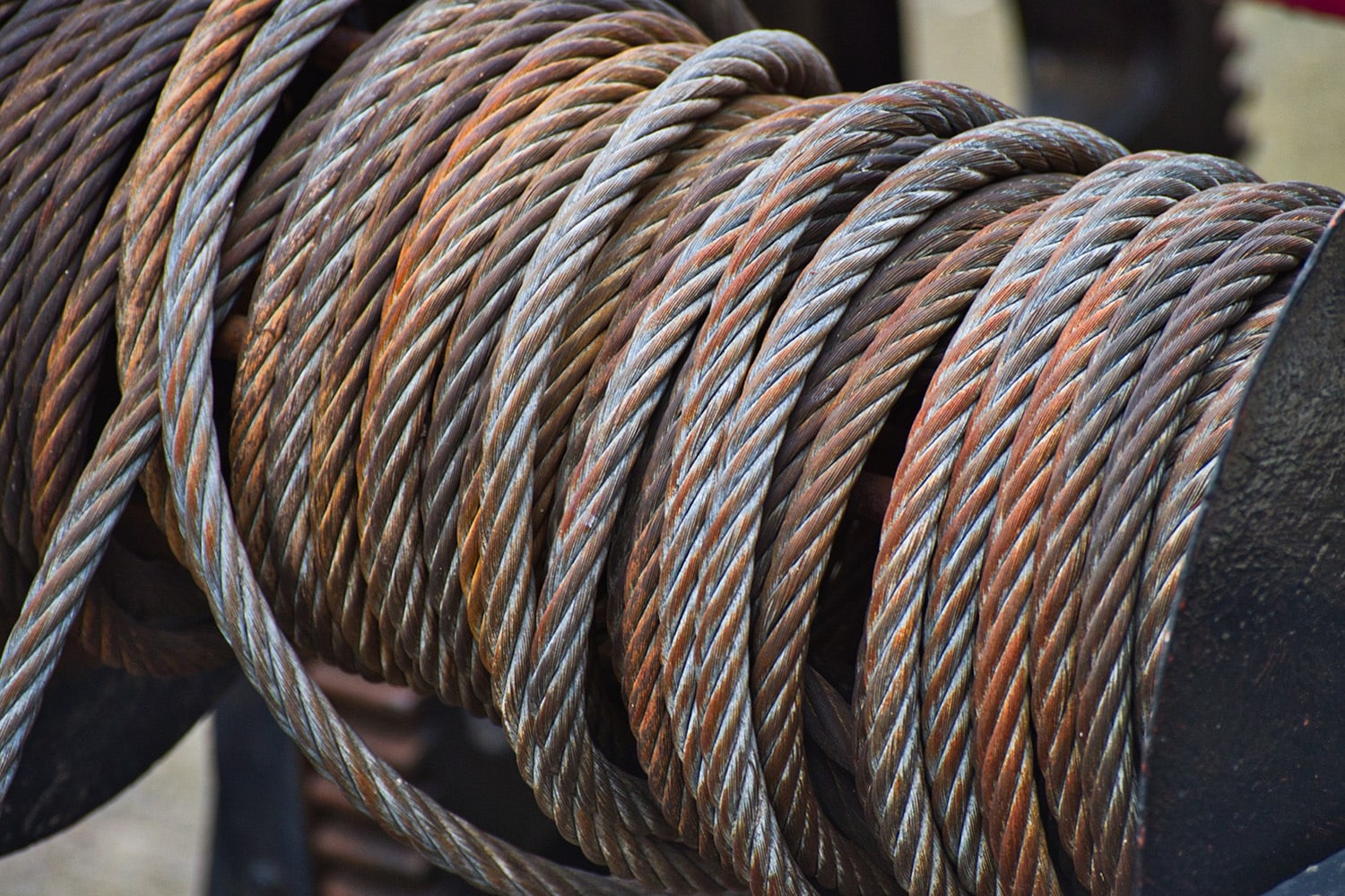 Chain, Wire & Cable lubricant penetrates deep into the core of braided wire, wire rope and cables to stop rust and corrosion. It will protect new cables or apply on weathered cables to deter further damage.